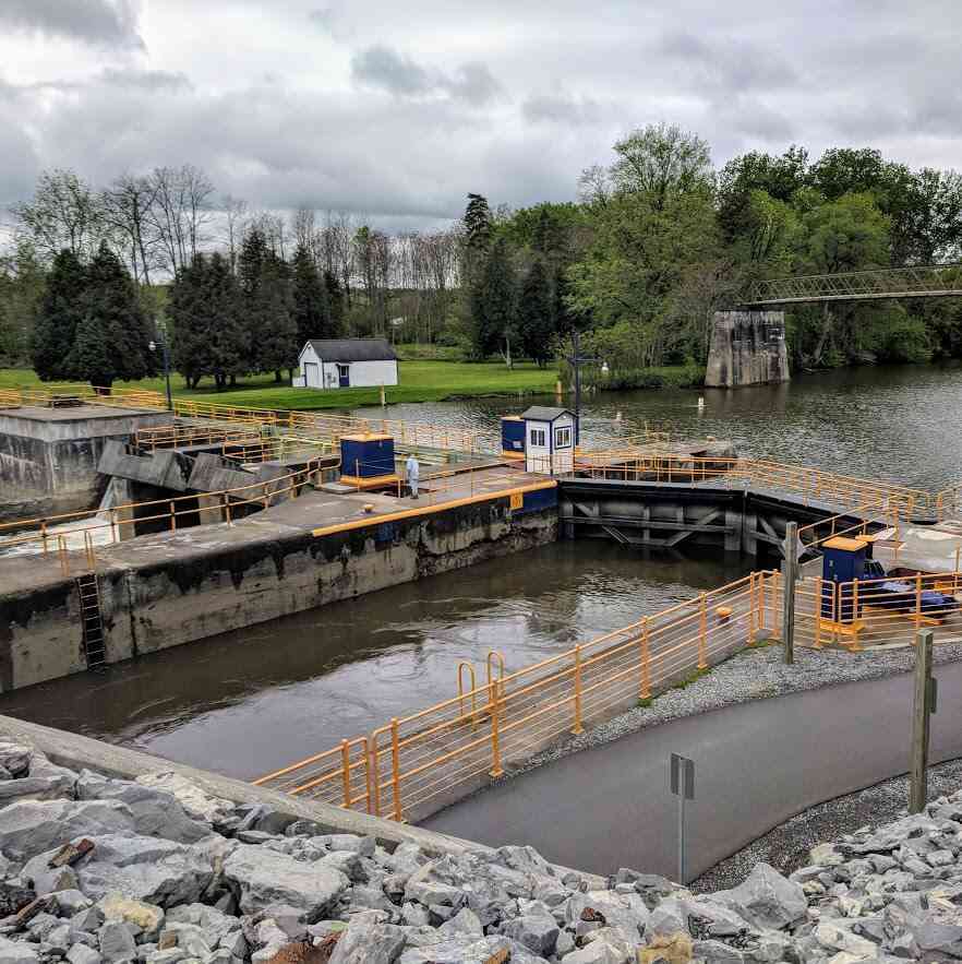 Erie Canal Lyons Lock 27 rising