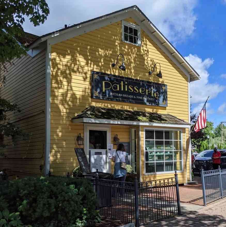 Skaneateles Lake One of New York's 11 Finger Lakes Day Trips Around