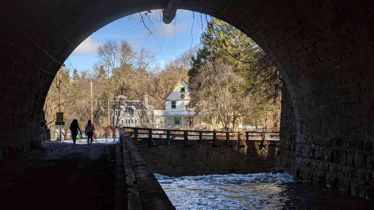 Corbetts Glen South Tunnel Falls winter cover