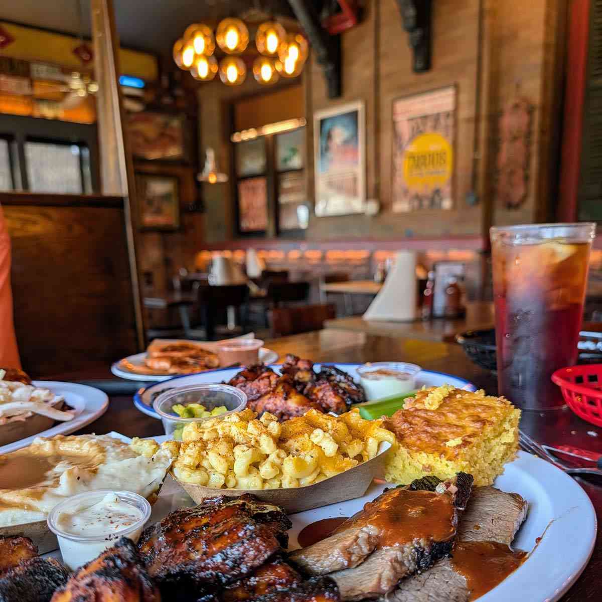 Dinosaur Bar-B-Que Rochester meal seating