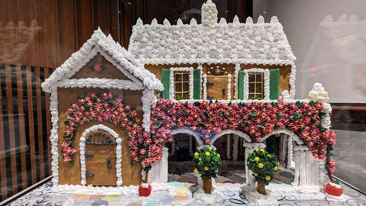 Eastman Museum Gingerbread House cover