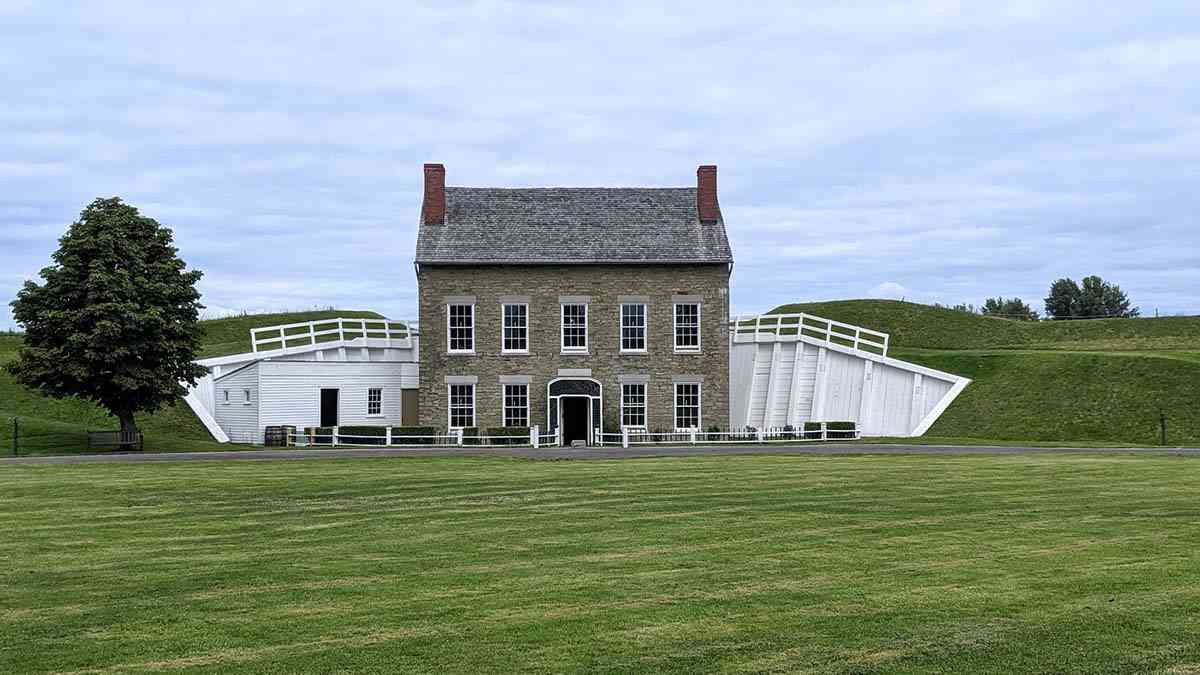 Fort Ontario in Oswego cover
