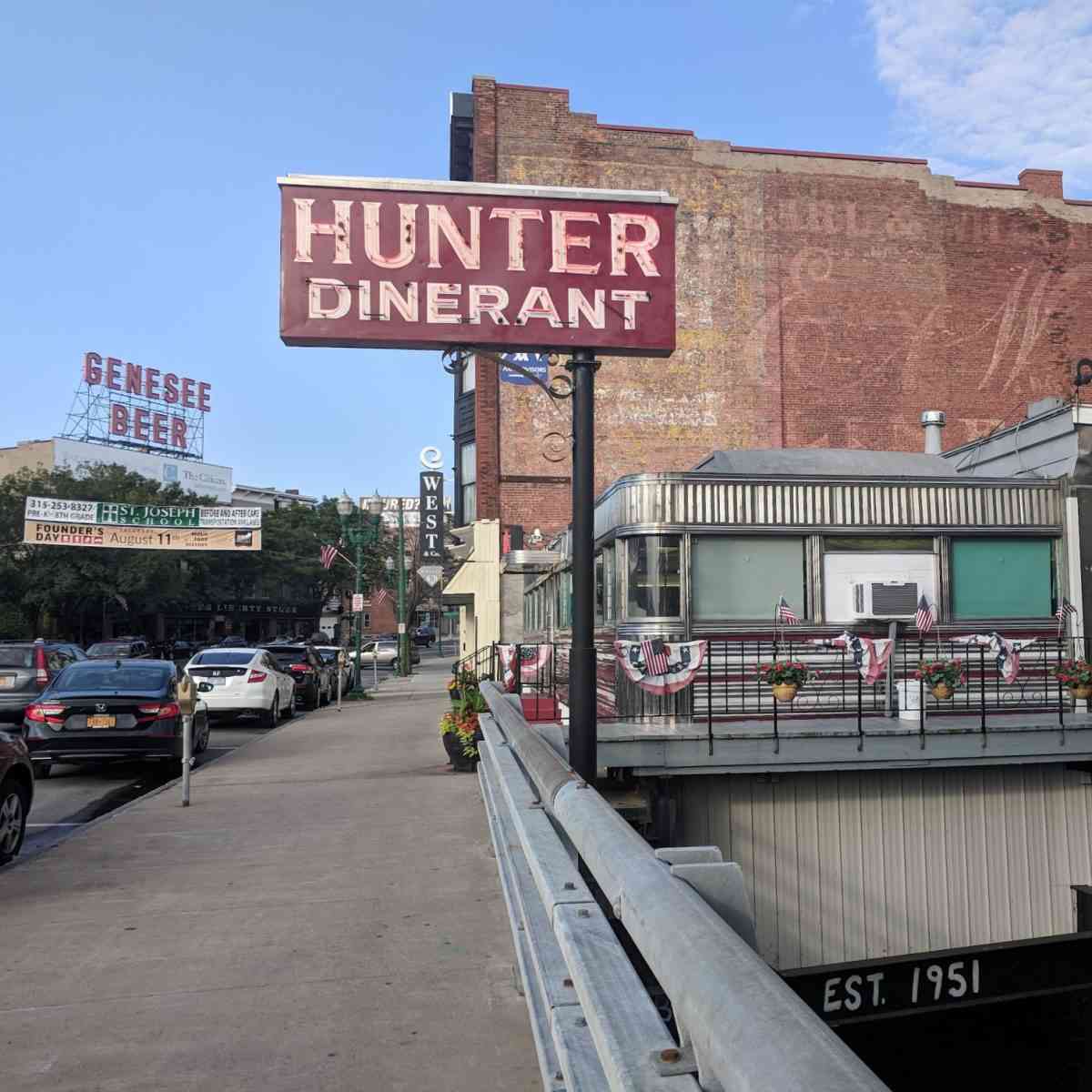 Hunter Dinerant
