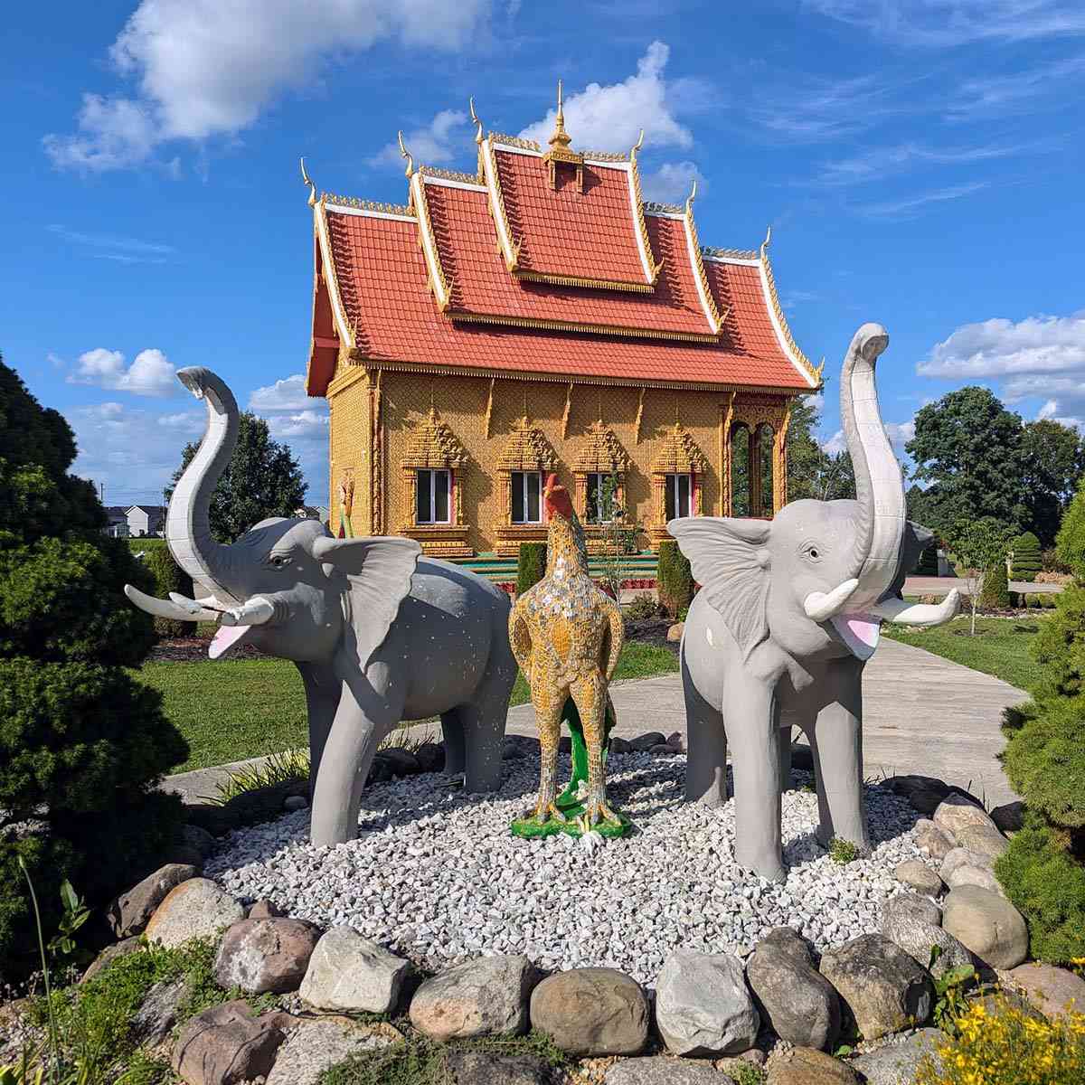 Wat Pa Lao Buddhadham statues